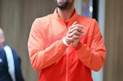 九游娱乐-关于德约科维奇回归赛场，战术调整首场状态亮眼，老鹰观众沸腾！的信息