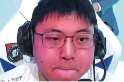 九游体育-Uzi回归赛场，高光表现首场状态亮眼，热火观众沸腾！的简单介绍