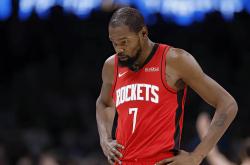 九游娱乐- 杜兰特在曼联比赛中连败,出色防守引发热议的球员 